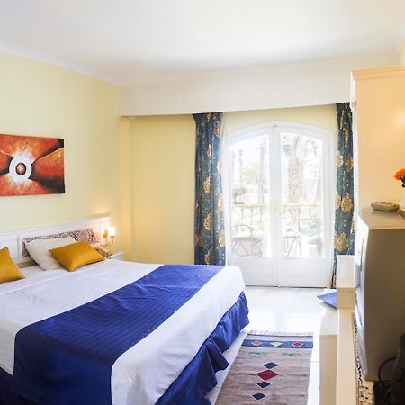 Lotus Bay Resort Хургада Экстерьер фото